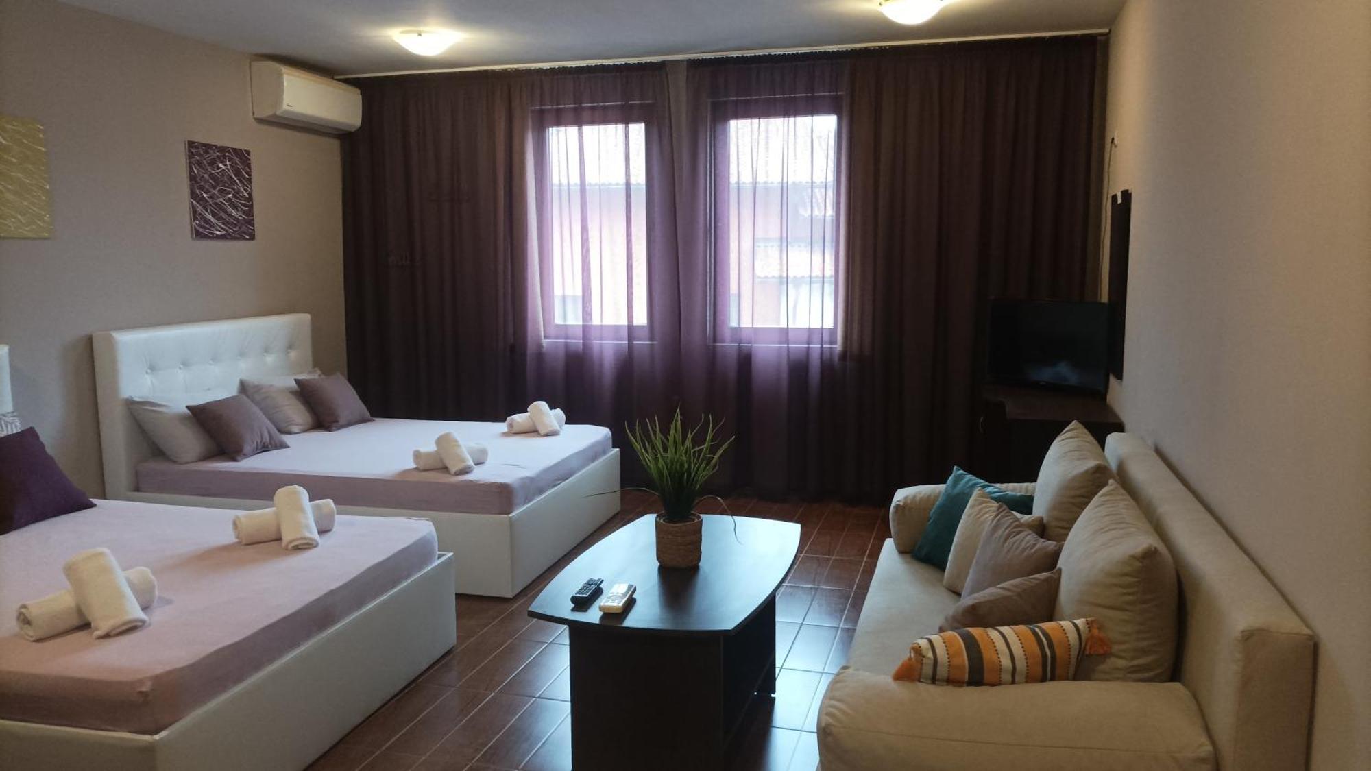 Cosy Apartments And Spectacular Rooms Fotiadis Weliko Tarnowo Exterior foto