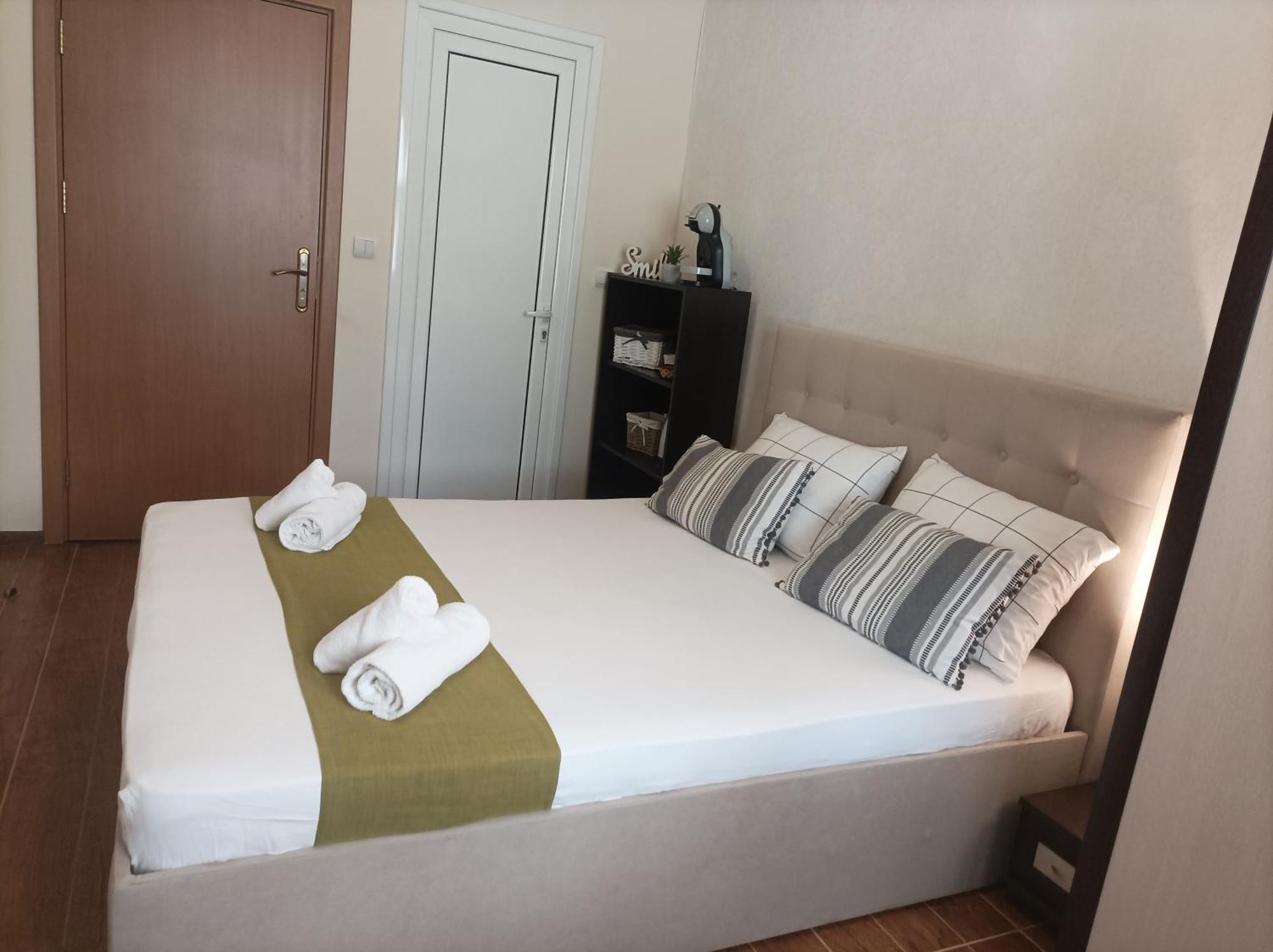 Cosy Apartments And Spectacular Rooms Fotiadis Weliko Tarnowo Exterior foto