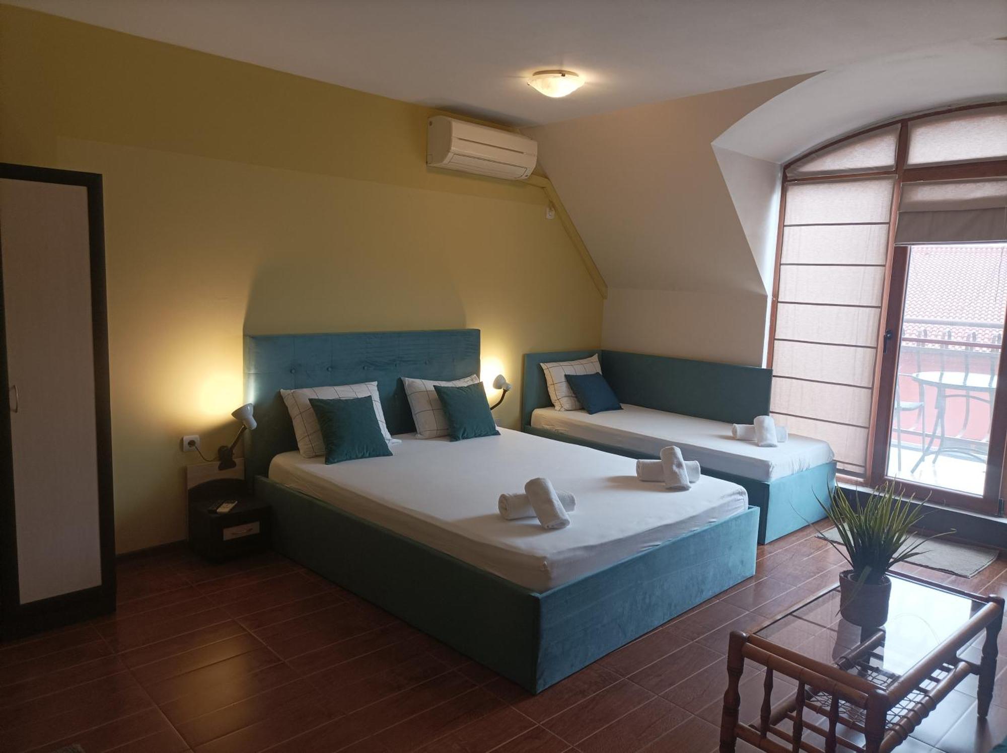 Cosy Apartments And Spectacular Rooms Fotiadis Weliko Tarnowo Exterior foto